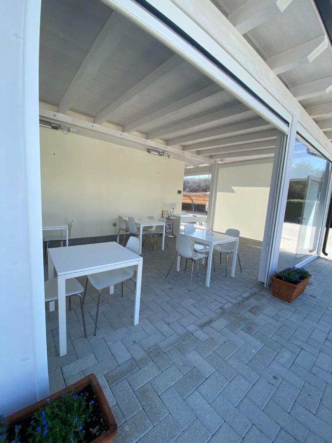 Rta La Pineta Aparthotel Sarzana Exterior foto