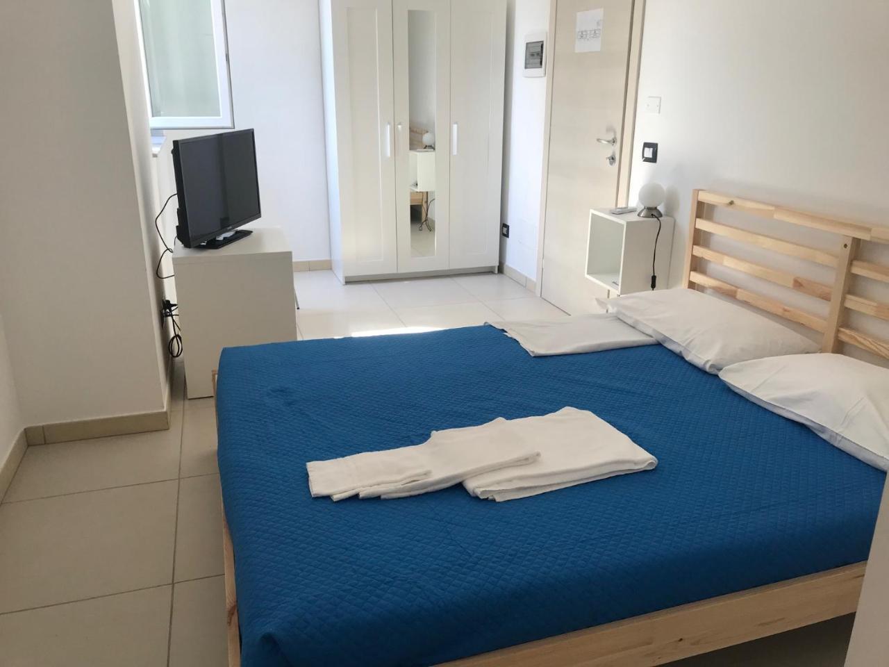 Rta La Pineta Aparthotel Sarzana Exterior foto